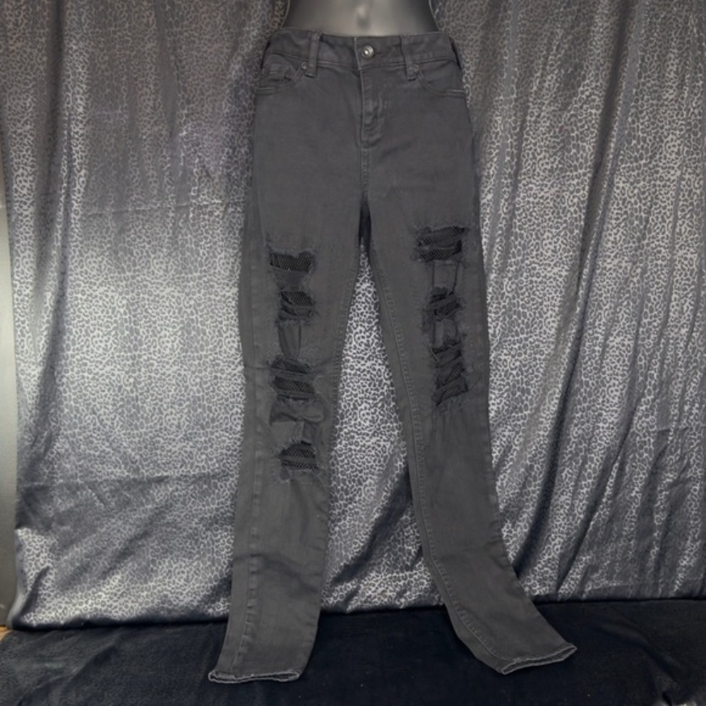 Blackheart by Hot Topic Black Distressed Skinny Jeans